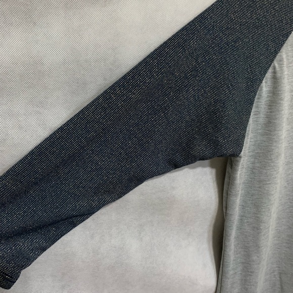 LulaRoe Randy Tee - Picture 10 of 12